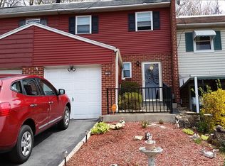 1208 Fox Run, Reading, PA 19606