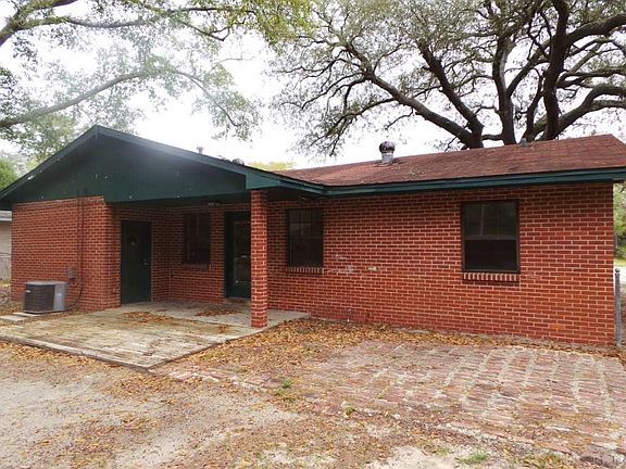 2nd image of 4505 Christy Dr