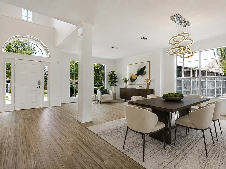 11160 Silver Horn Dr — Photo 2