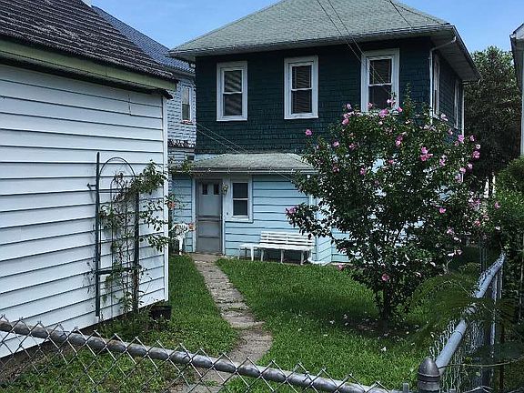 3rd image of 89 Robinson Ave