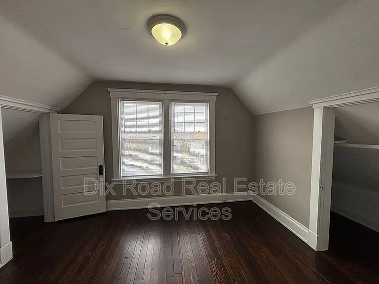 5310 Carthage Ave — Photo 14