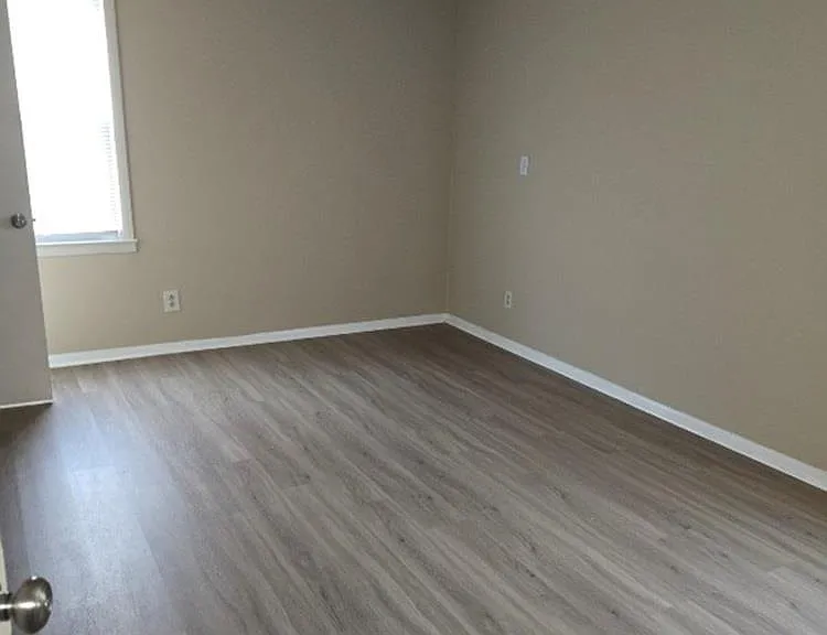 12103 Carriage Ct SE #A — Photo 4