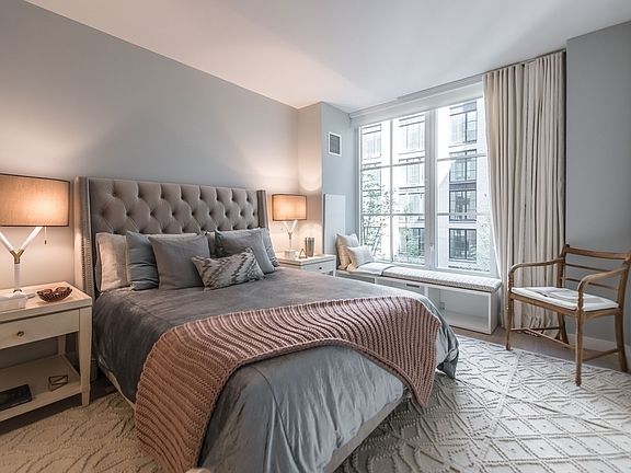 5th image of 535 W 43rd St #5A