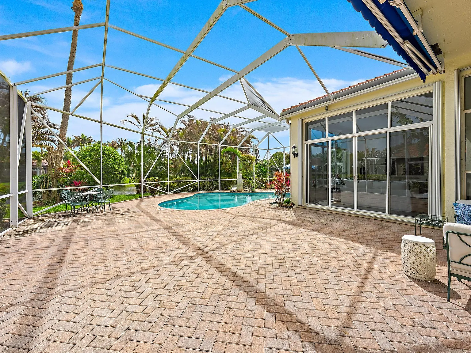 4 bed, 3.0 bath, 2776 sqft, $18,000 — Photo 3