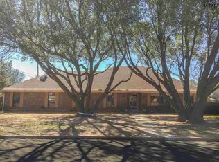 2001 Granada Dr, Wichita Falls, TX 76308
