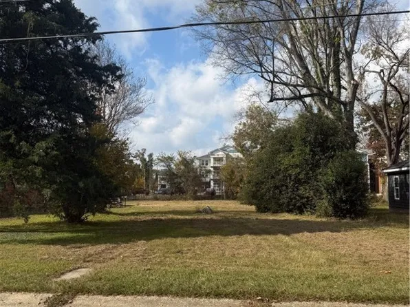 311 Maloney Ave, Fayetteville, NC 28301