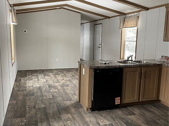 4th image of 50 Brookside Estates Dr
