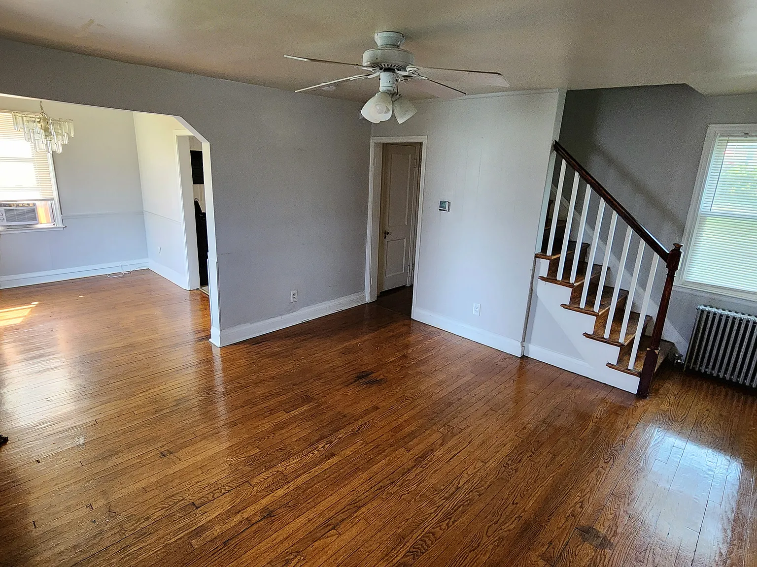 3 bed, 1200 sqft, $2,500 — Photo 4