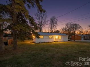 339 S Eastway Dr, Troutman, NC 28166