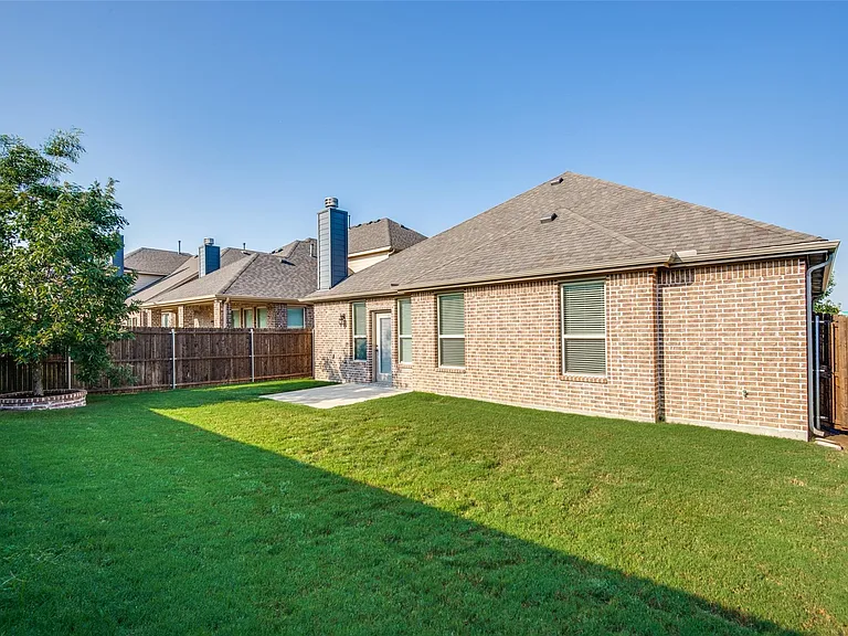 309 Harcourt Ave — Photo 24