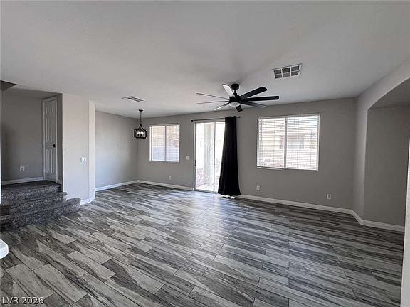 5th image of 6065 Washland Dr Unit 102