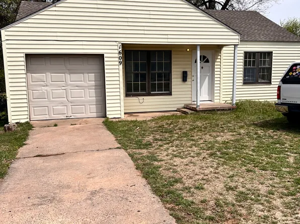 1609 S 16th St, Chickasha, OK 73018