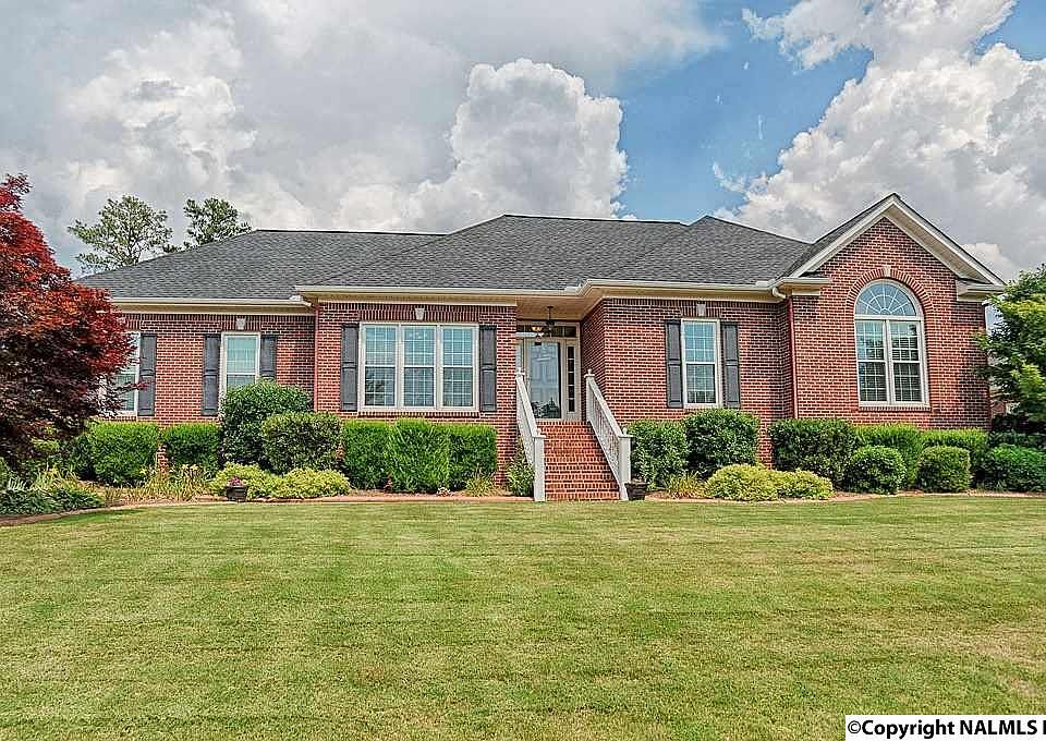1st image of 109 Alexandria Dr