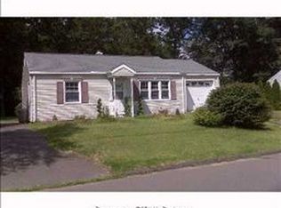 35 King St, Wallingford, CT 06492