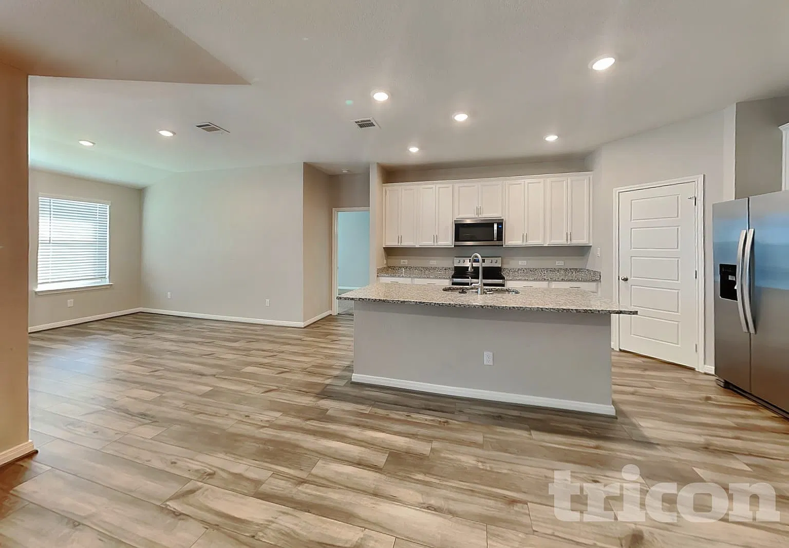 5508 Shasta Place Saint Hedwig TX — Photo 2