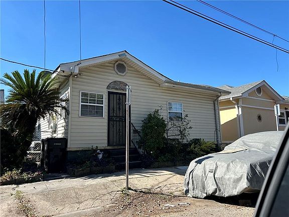 3rd image of 3212 Orleans Ave