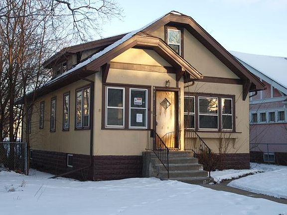 2nd image of 2630 Queen Ave N