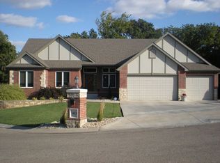 1013 N Mill Point Cir, Manhattan, KS 66503