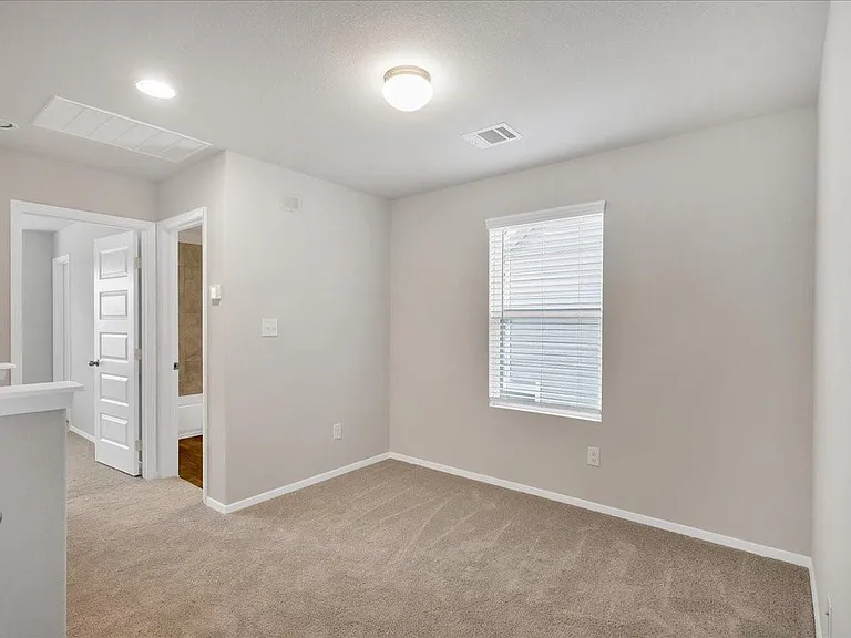 116 Honeybee Ln — Photo 19