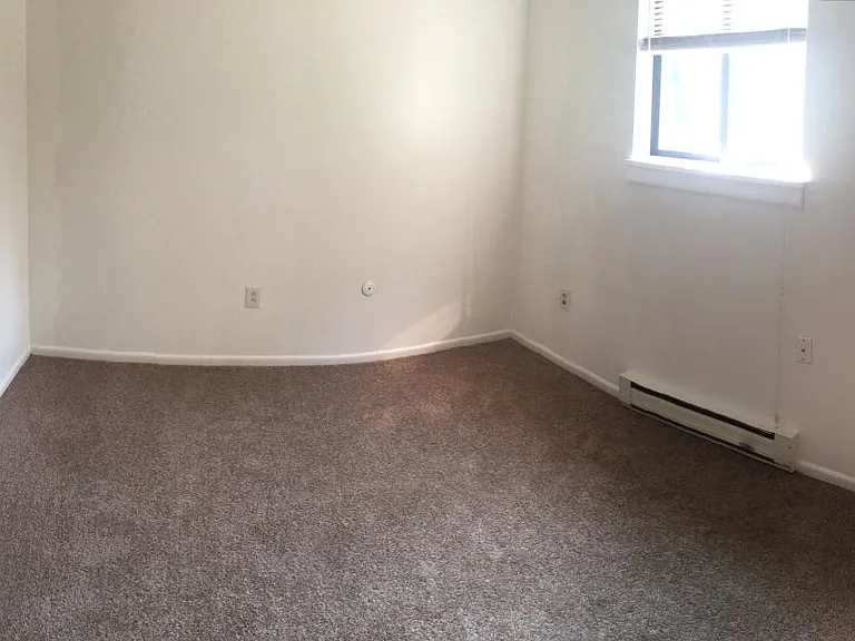 405 Blackhawk Rd #12 — Photo 5