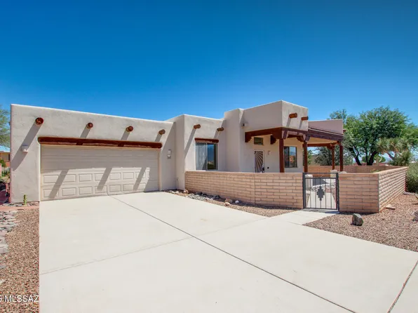 656 W Rio Moctezuma, Green Valley, AZ 85614