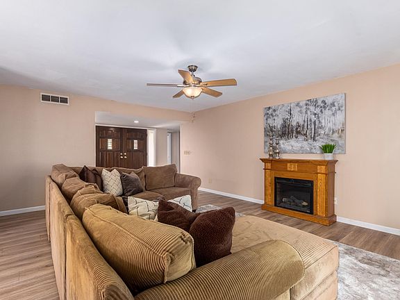 5th image of 26417 S Saddletree Dr