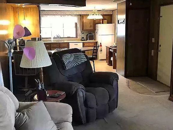 5th image of 207 Mockingbird Rd