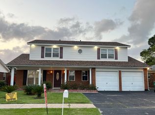 2011 Spanish Oaks Dr, Harvey, LA 70058