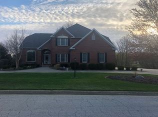 13756 Whitetail Ct, Bloomington, IL 61705