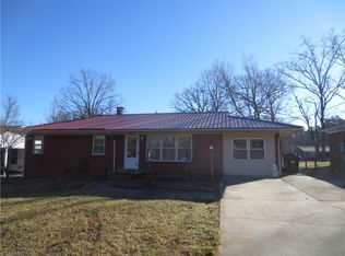 3609 Rocklane Dr, Archdale, NC 27263