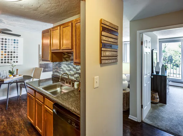 Solon Club Apartment Homes