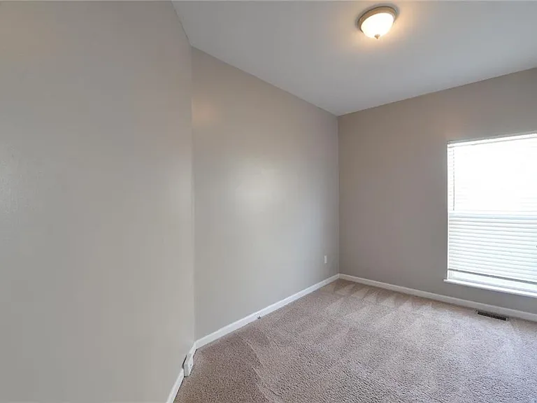 4644 Richmond Forest Dr — Photo 17