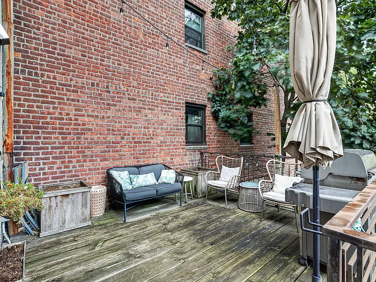 380 Herkimer St #2 — Photo 10