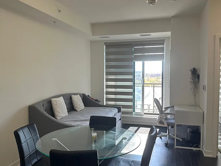 128 King St N #1407 — Photo 3