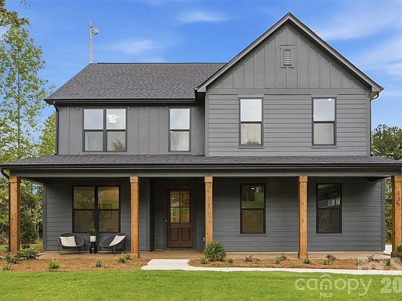 2nd image of 135 Parkdale Dr