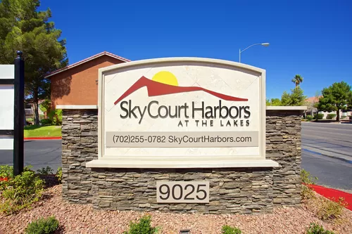 Sky Court Harbors at The Lakes Photo 1