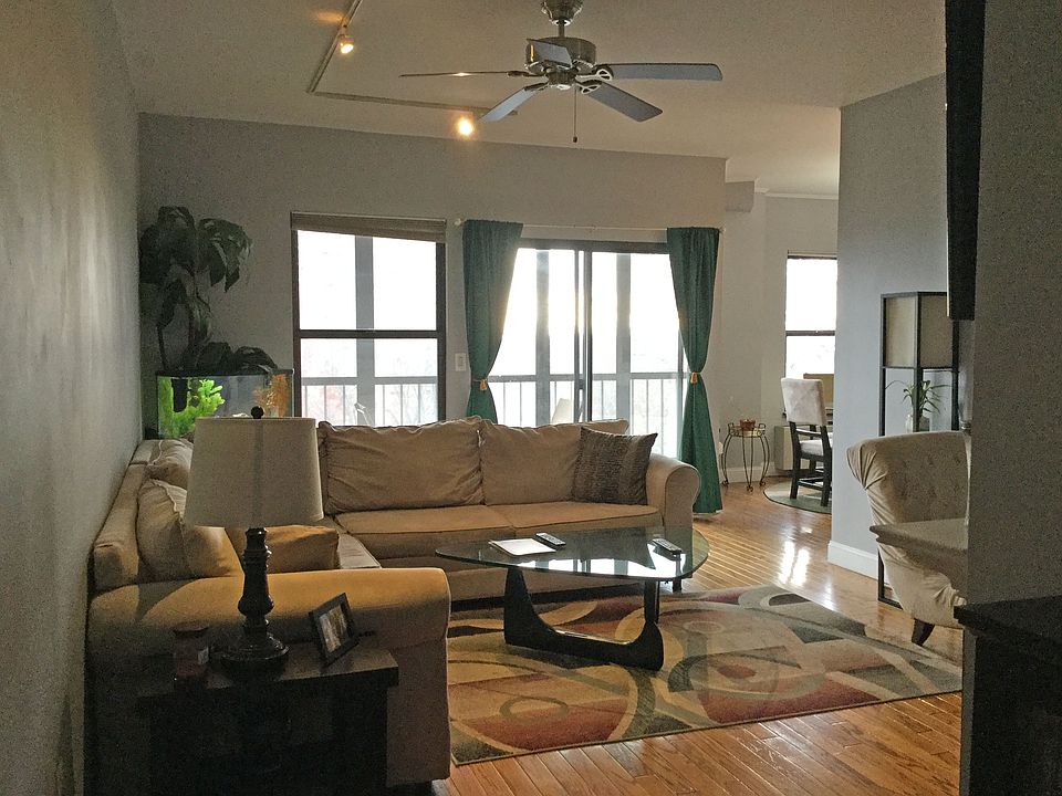 1st image of 584 Anderson Ave #C003d-3d