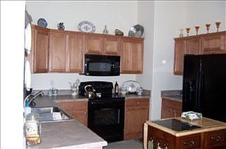 4th image of 4 Echo Valley Dr