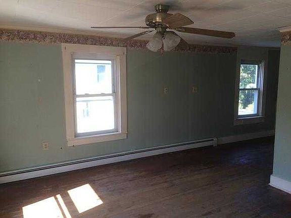 U1 dining room