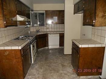 2nd image of 2320 Kings Cross Way
