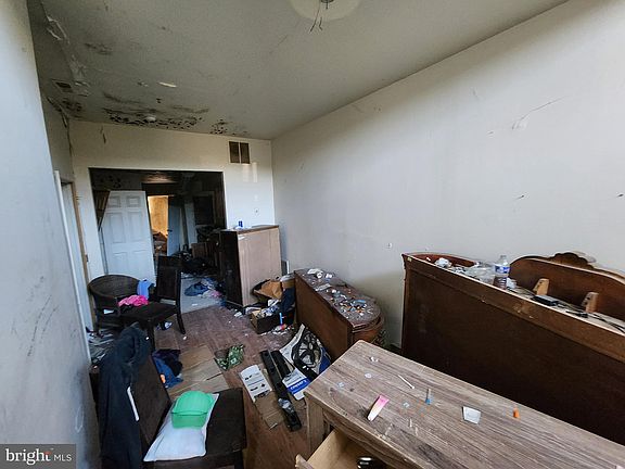 5th image of 1623 Mosher St