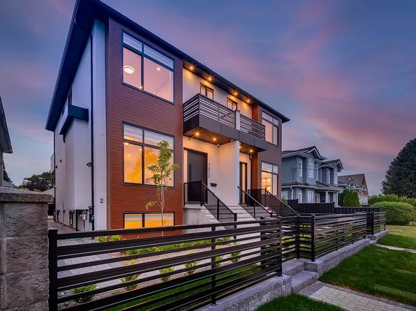 7813 18th Ave, Burnaby, BC V3N 1J5