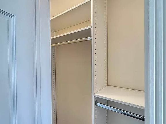 5th image of 309 E 37th St #1O