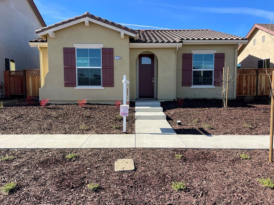 2nd image of 773 Aurora Way