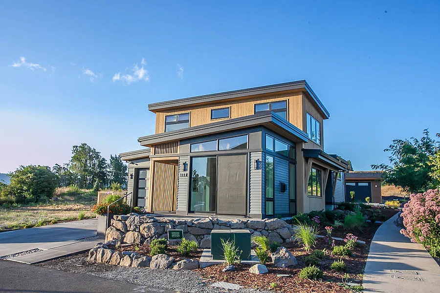 1117 Kesia Ln