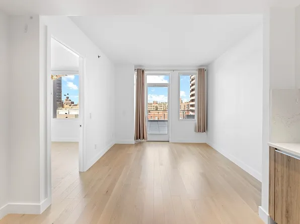 136-18 Maple Ave #5G, Flushing, NY 11355