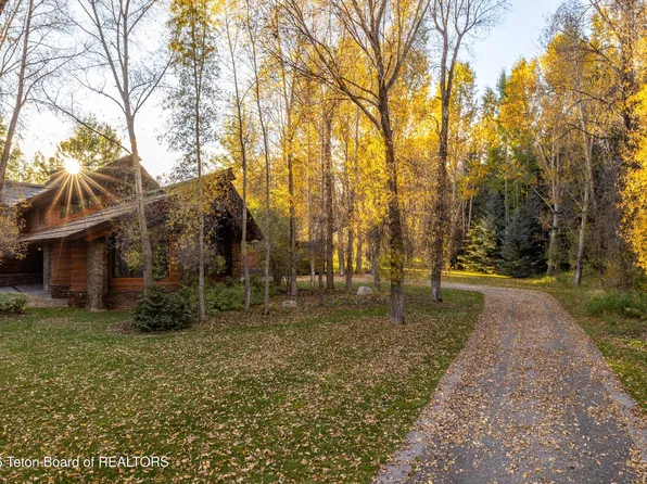3125 Tucker Ranch Rd, Wilson, WY 83014