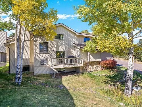 3rd image of 2283 Augusta Dr