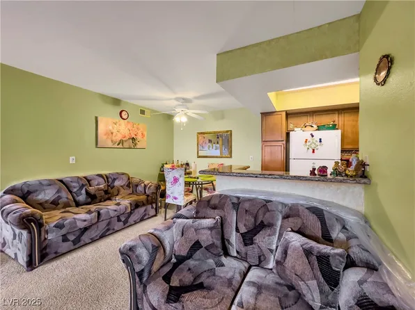 1455 E Katie Ave Unit K14, Paradise, NV 89119