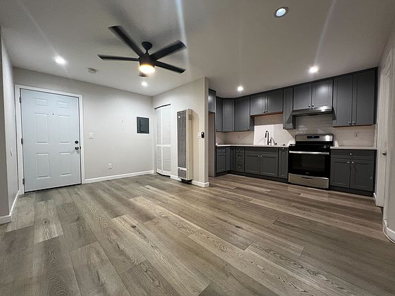 3rd image of 00-1007 E Ocean Blvd #6
